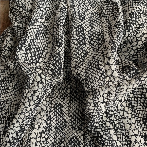 Theory Kimry Snake Print Tie Front Blouse - Picture 5 of 9